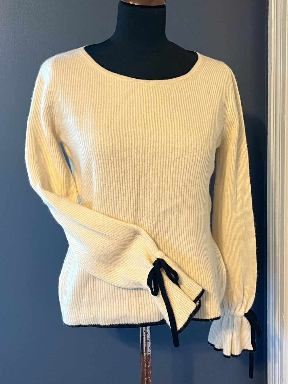 Ann Taylor 100% Cashmere Ivory Sweater with Black Bow Details